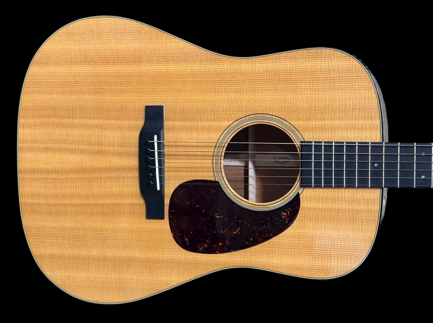 Martin D-18