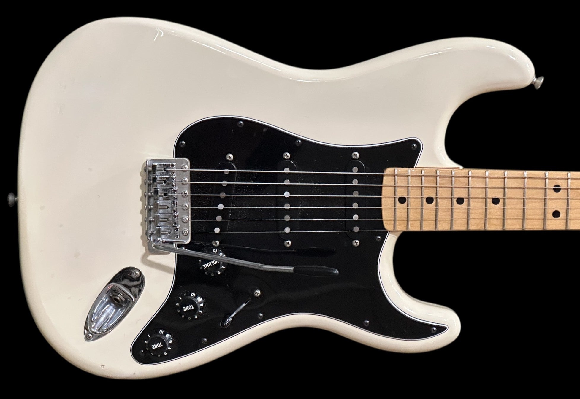 1979 Fender® Stratocaster Olympic White with case – Guitar Galleria