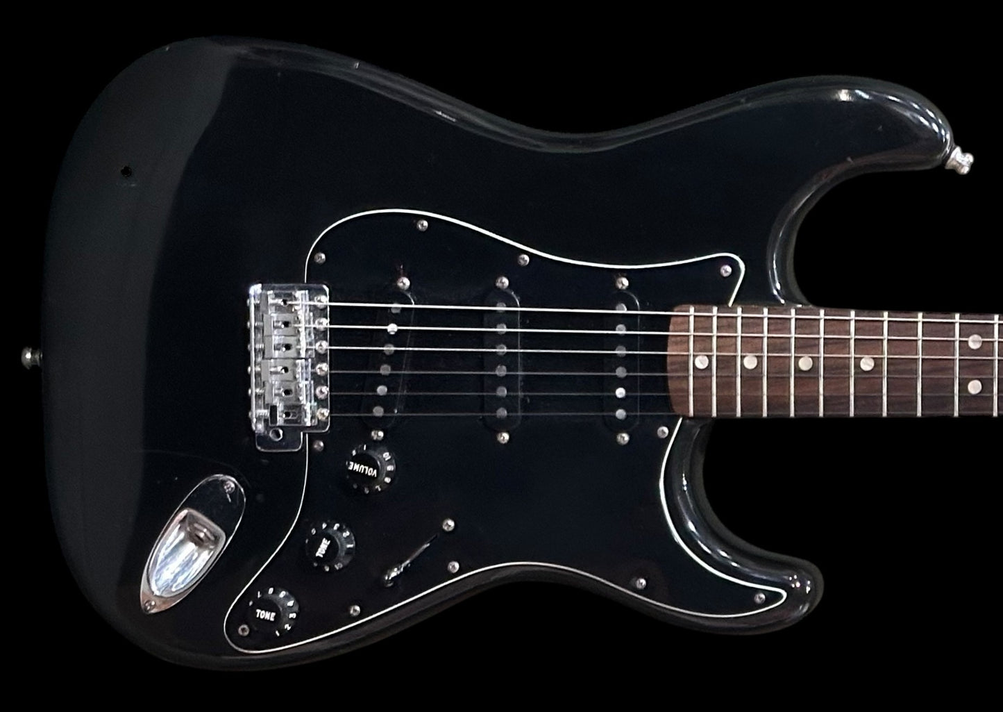 1977 Fender® Stratocaster Black with Rosewood Neck