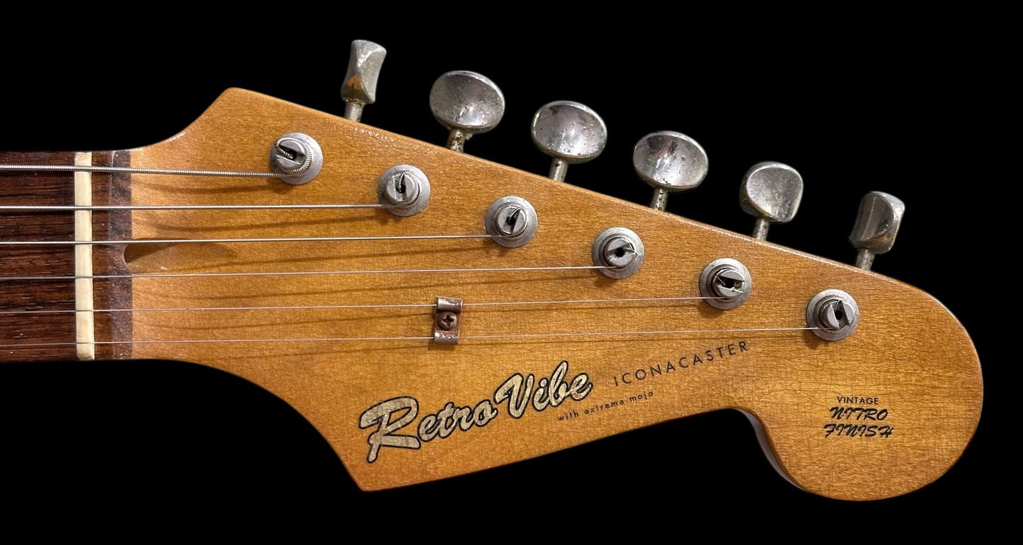 RetroVibe® Iconacaster Sunburst Rosewood