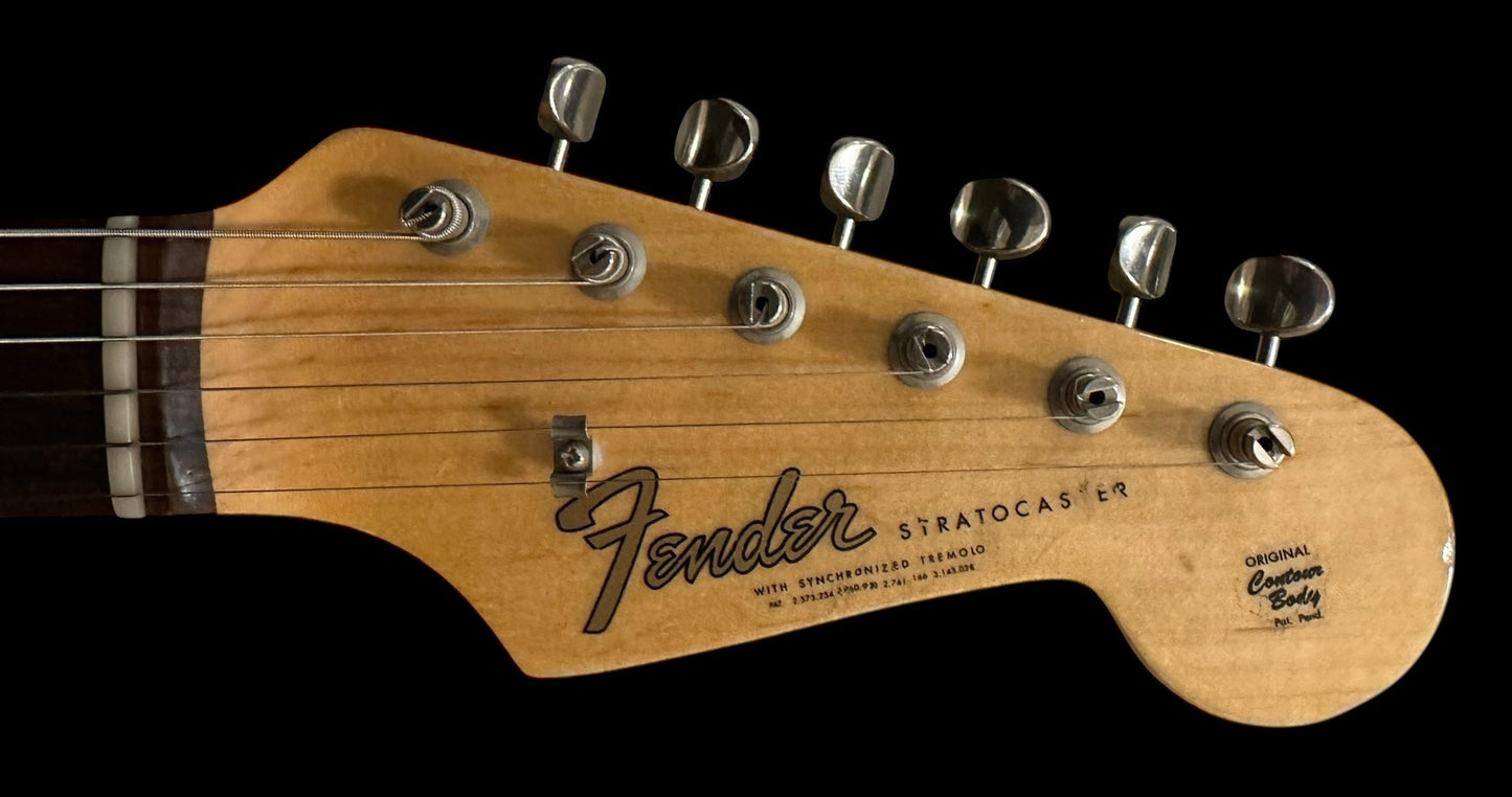 1965 Fender® Stratocaster American Vintage - Dakota Red