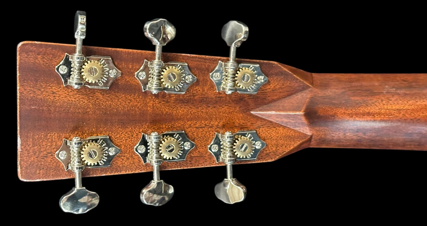 Martin HD-28 Sunburst