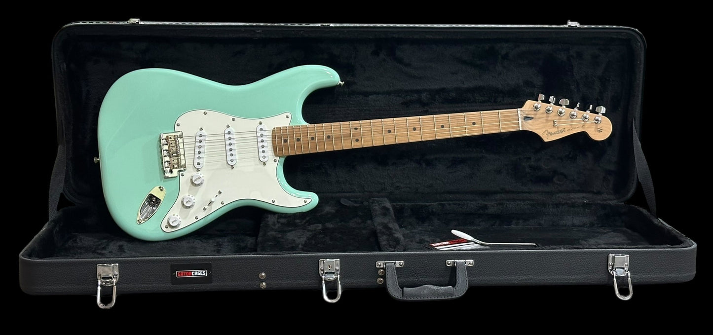Fender® Special Edition Stratocaster Sea Foam Green MIM