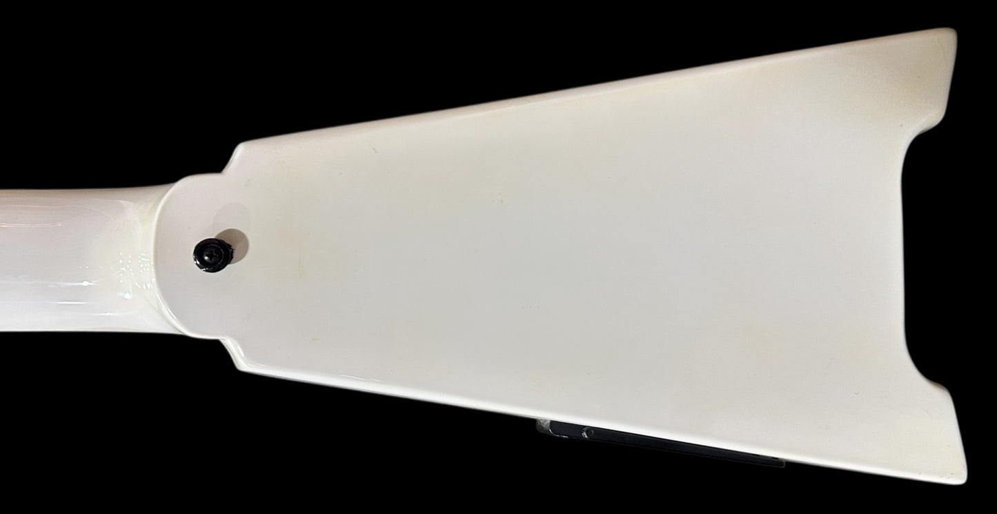 Steinburger Spirit 5 String Bass White w/gigbag