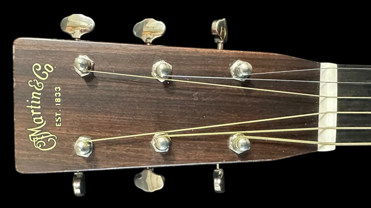 Martin HD-28 Sunburst