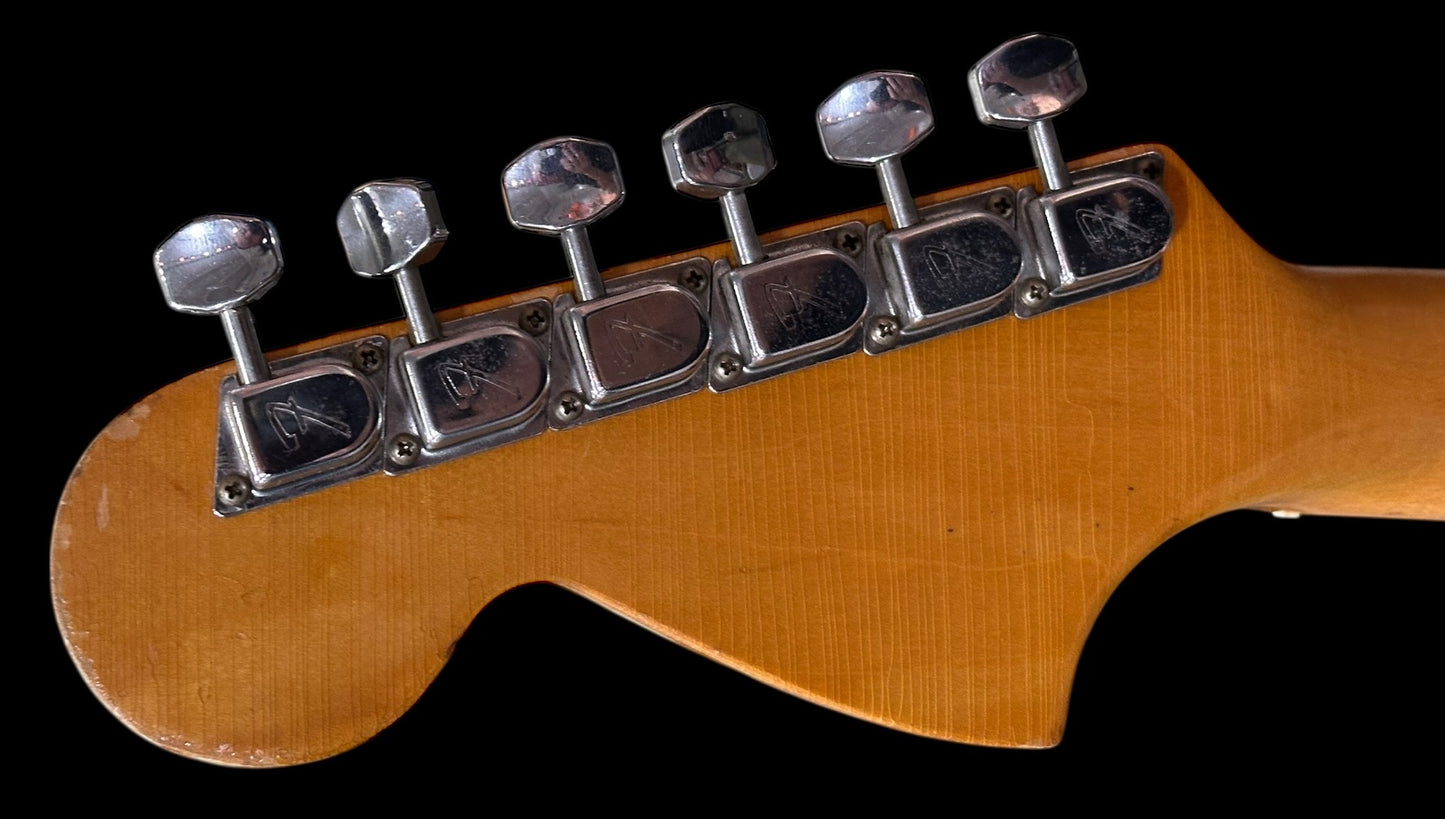 1979 Fender® Stratocaster Olympic White / Maple Neck