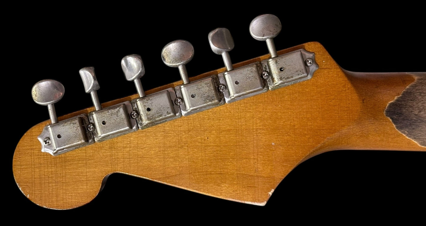 RetroVibe® Iconacaster Vintage White Rosewood